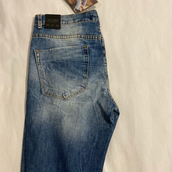 Ripped Jeans - Zara, Size 0 - Picture 3 of 3